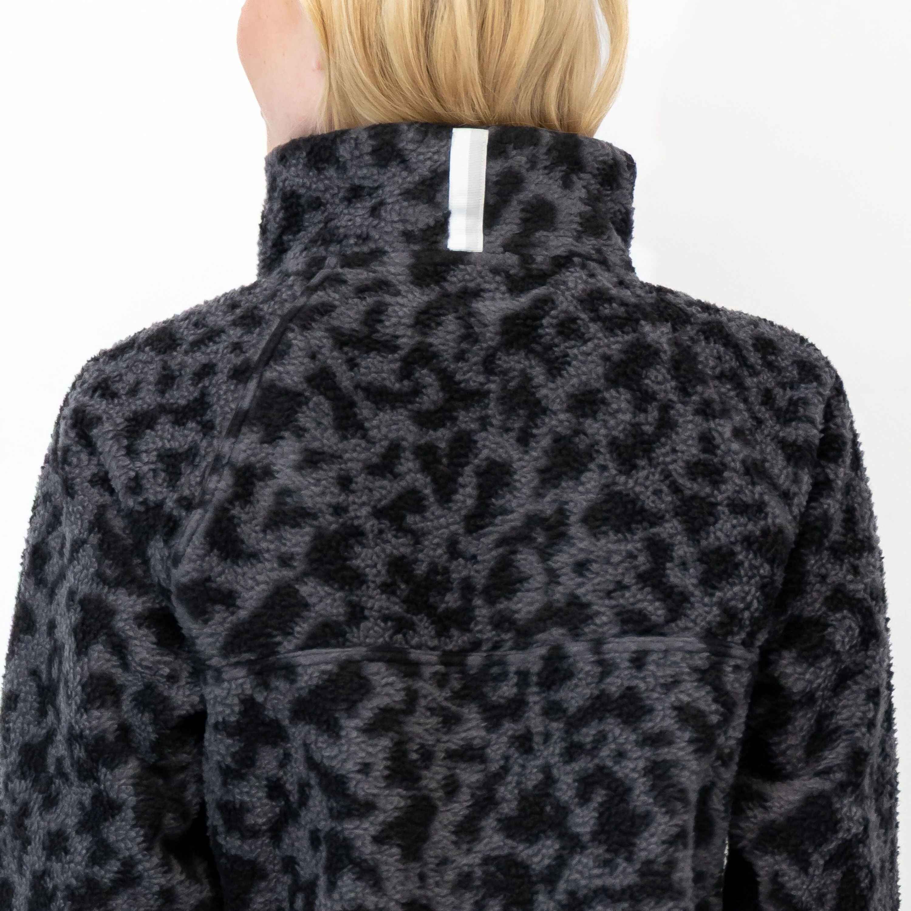 Rivanna Fleece Pullover | The Leopard Camo - Charcoal Grey/Midnight Black - Image 3
