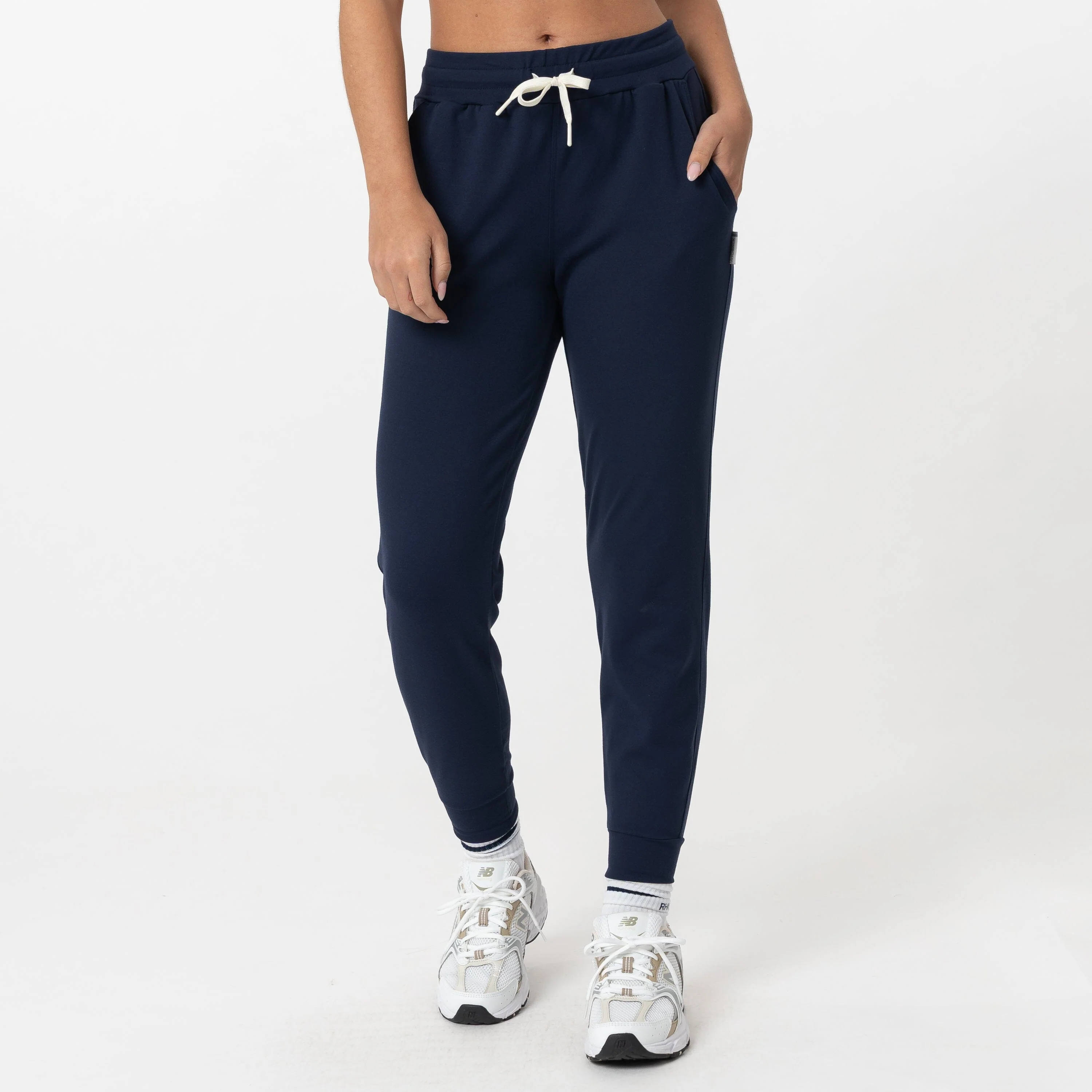 Tempo Performance Jogger | Solid - Fleet Navy