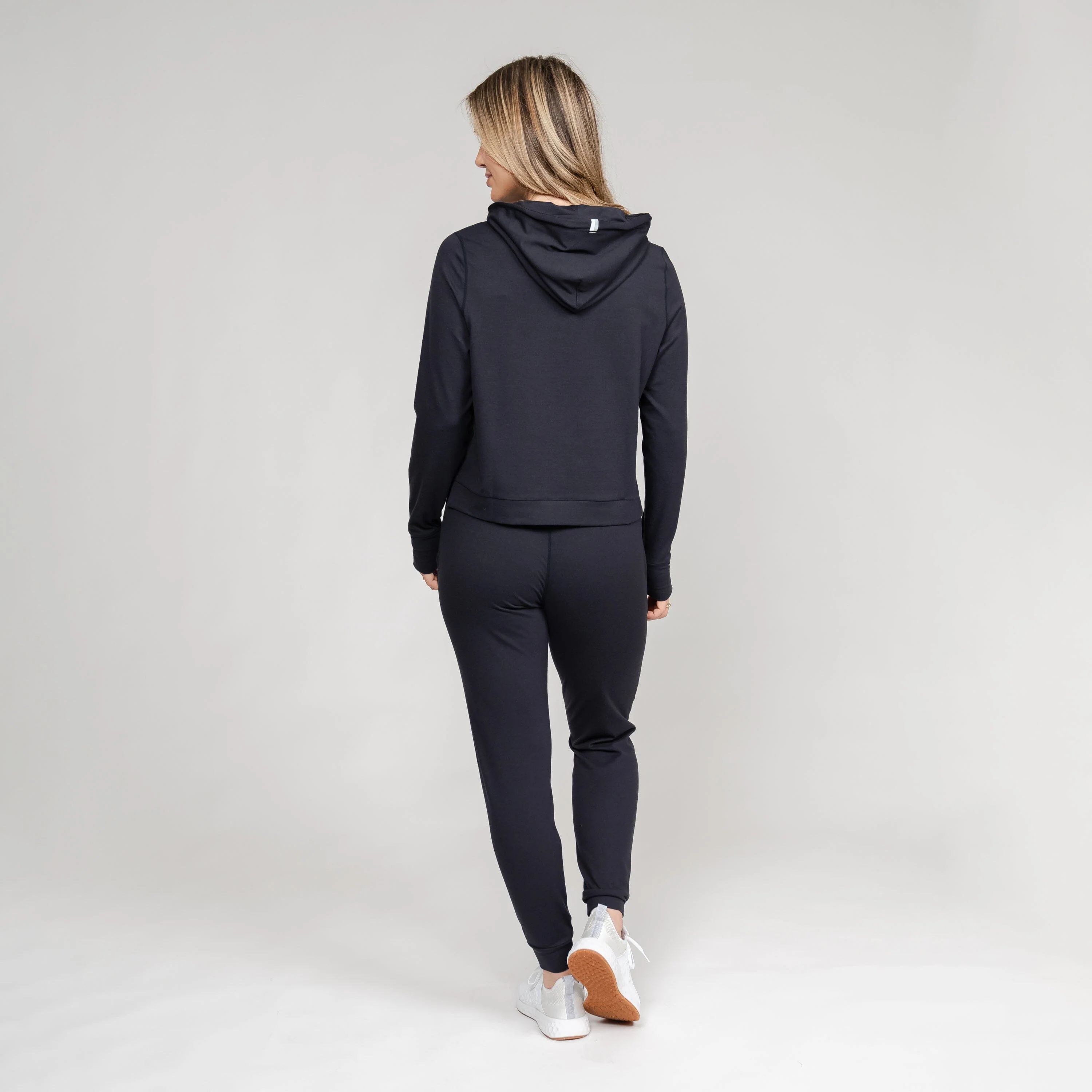 Tempo Performance Jogger | Solid - Midnight Black - Image 4