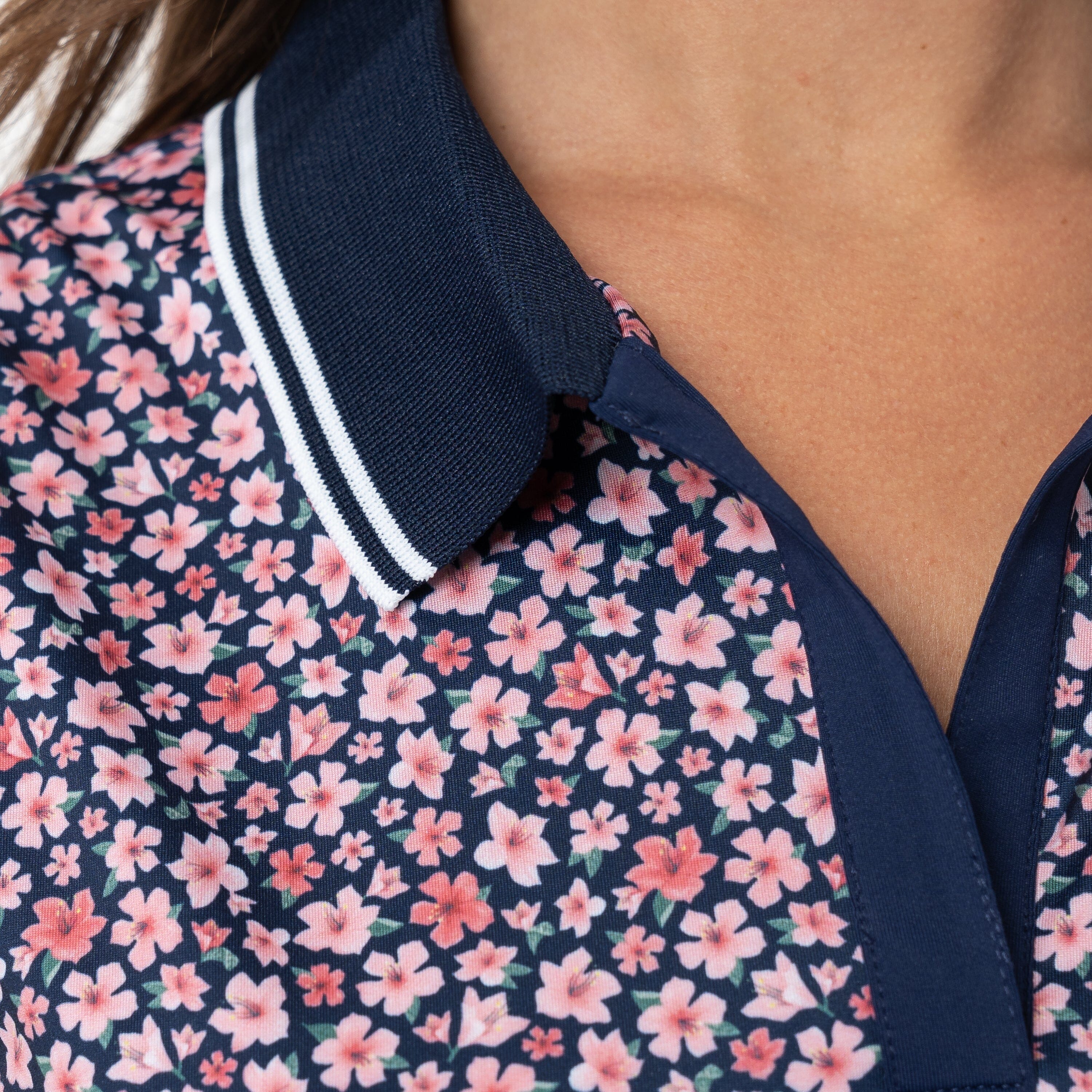 Brooke Sleeveless Performance Polo | The Azalea 2.0 - Fleet Navy/Blossom Pink - Image 4